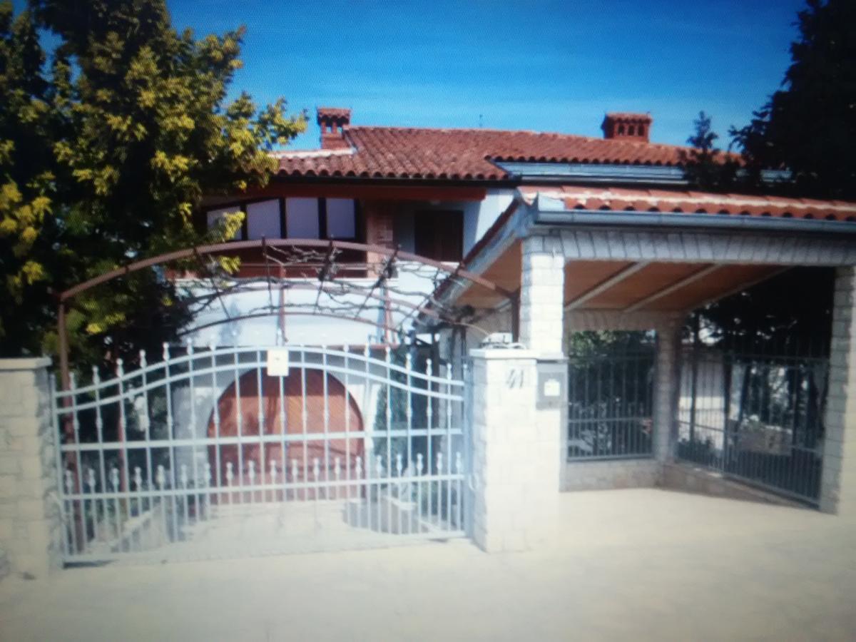Apartments Villa Mavero Banjole Exterior foto
